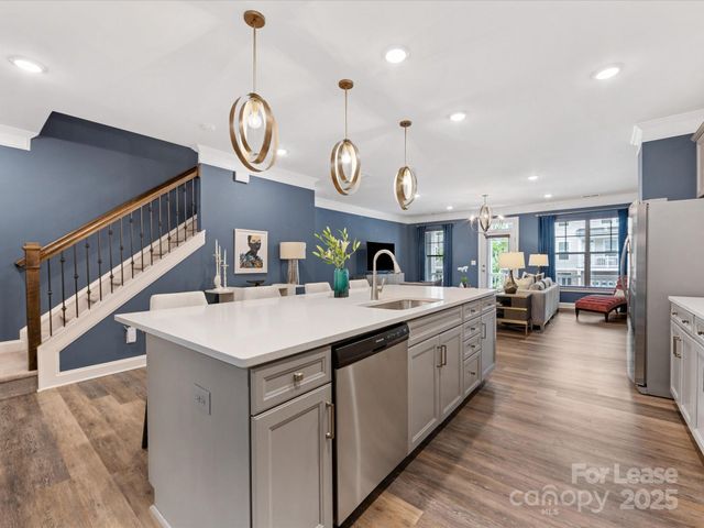 2314 Creekmere Lane, Charlotte, NC 28262