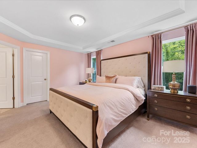 2314 Creekmere Lane, Charlotte, NC 28262