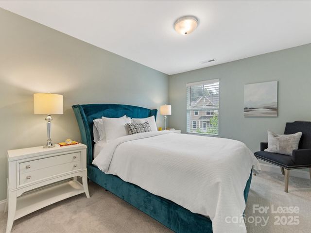 2314 Creekmere Lane, Charlotte, NC 28262