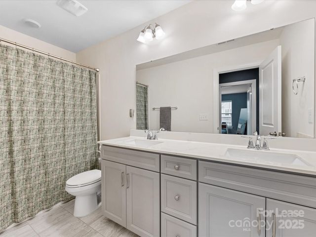 2314 Creekmere Lane, Charlotte, NC 28262