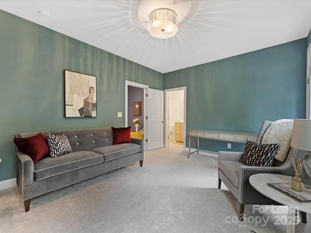 2314 Creekmere Lane, Charlotte, NC 28262