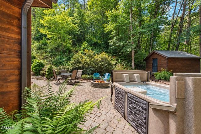 2364 Misty Lane, Sevierville, TN 37876