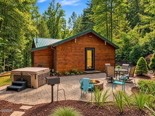 2364 Misty Lane, Sevierville, TN 37876