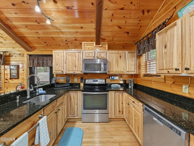 2364 Misty Lane, Sevierville, TN 37876