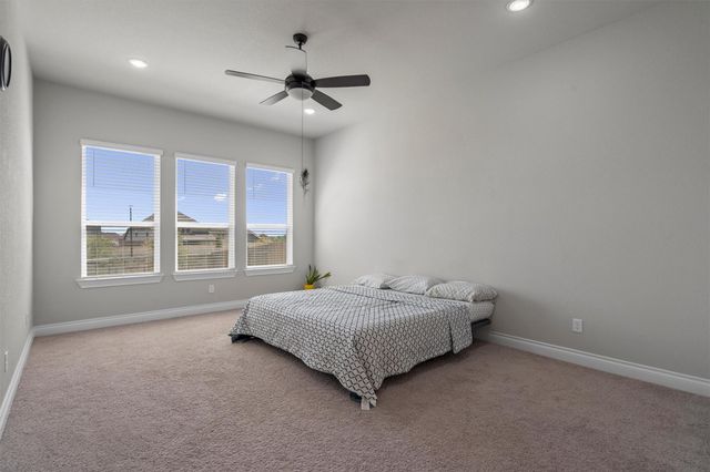 1304 Snowdrop DR, Georgetown, TX 78628