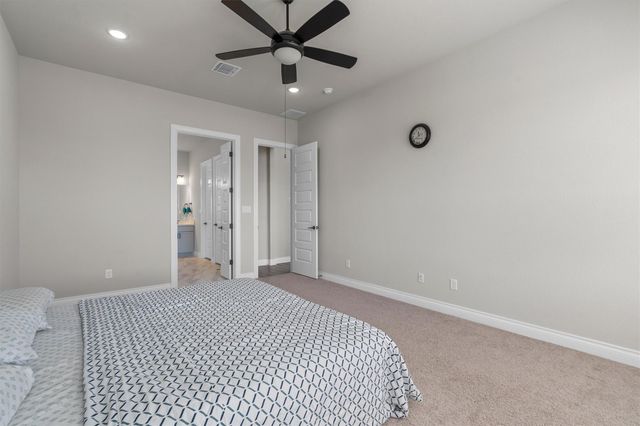 1304 Snowdrop DR, Georgetown, TX 78628