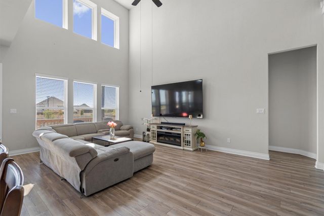 1304 Snowdrop DR, Georgetown, TX 78628