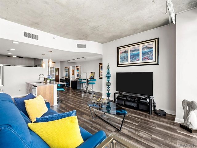 891 14th St 4202, Denver, CO 80202