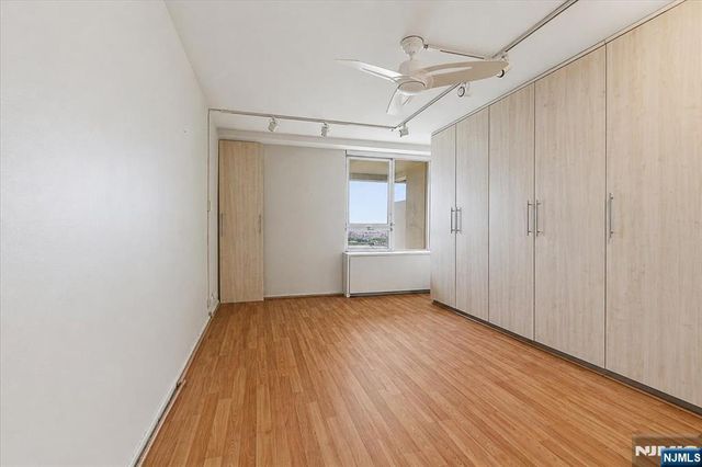 2 Horizon Road 1214, Fort Lee, NJ 07024