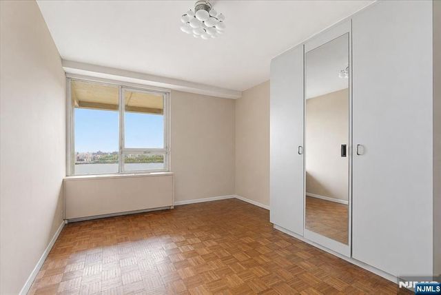 2 Horizon Road 1214, Fort Lee, NJ 07024