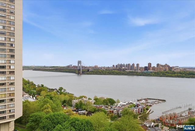 2 Horizon Road 1214, Fort Lee, NJ 07024