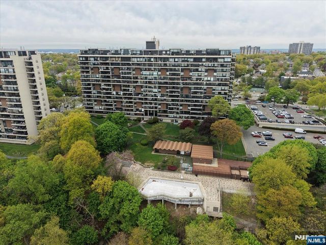 2 Horizon Road 1214, Fort Lee, NJ 07024