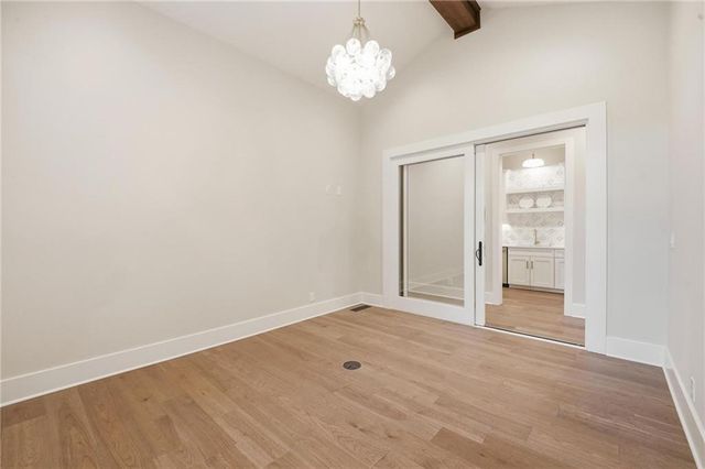 100 Dunhill Court, Loch Lloyd, MO 64012