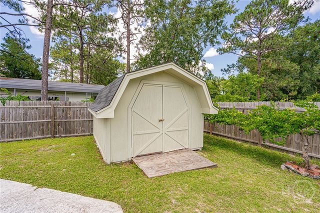 124 Drennon Drive, Jesup, GA 31545