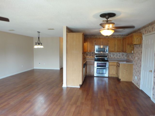 500 Scenic Valley Drive, Heber Springs, AR 72543