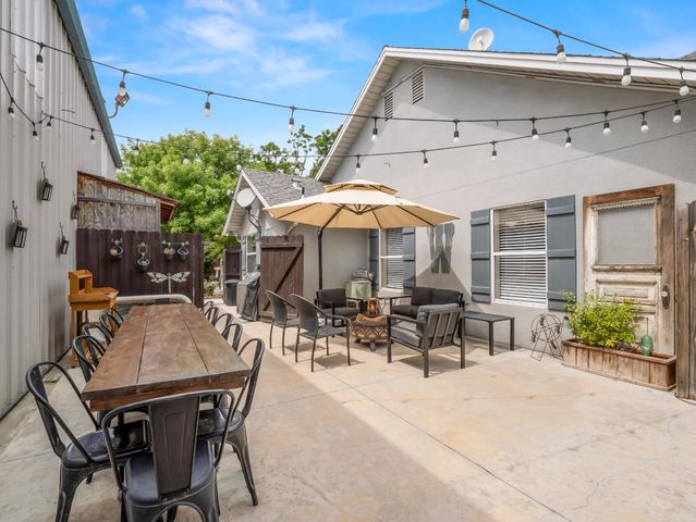 1565 S Highland Avenue, Sanger, CA 93657