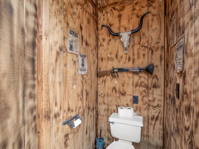 1565 S Highland Avenue, Sanger, CA 93657