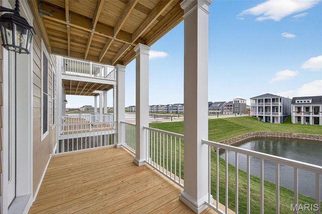 206 Marais Temps Clair Way, St Charles, MO 63301