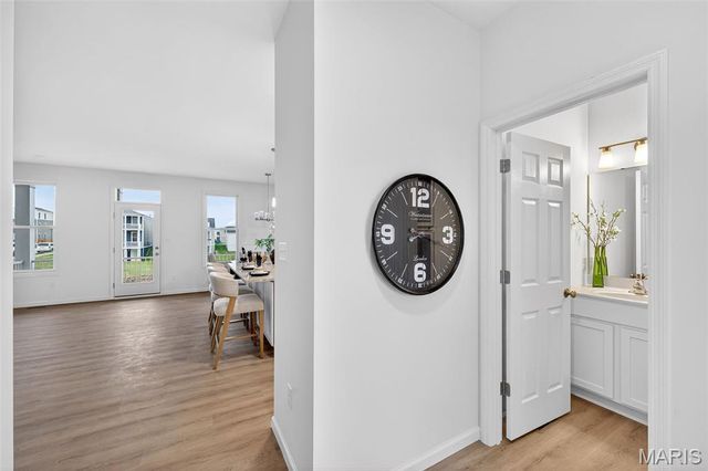 206 Marais Temps Clair Way, St Charles, MO 63301