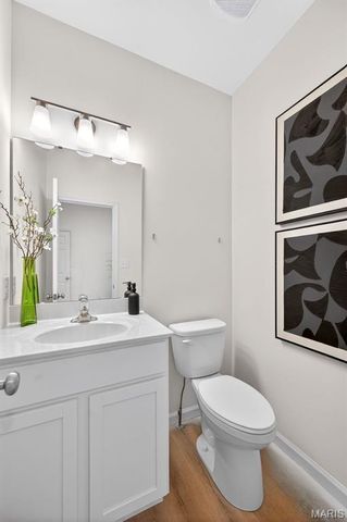 206 Marais Temps Clair Way, St Charles, MO 63301