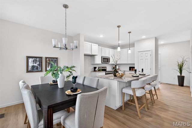 206 Marais Temps Clair Way, St Charles, MO 63301