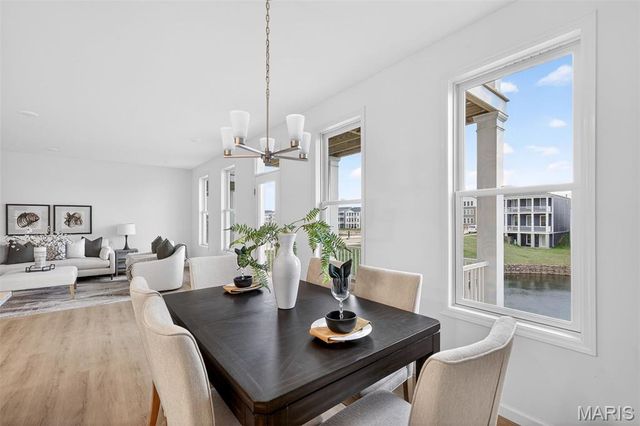 206 Marais Temps Clair Way, St Charles, MO 63301