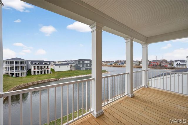 206 Marais Temps Clair Way, St Charles, MO 63301