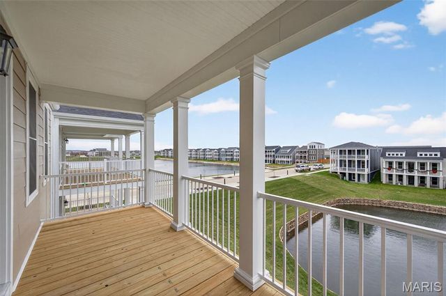 206 Marais Temps Clair Way, St Charles, MO 63301