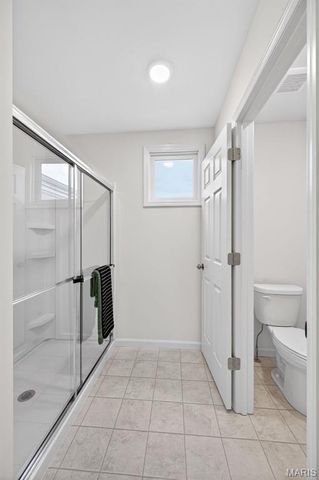 206 Marais Temps Clair Way, St Charles, MO 63301