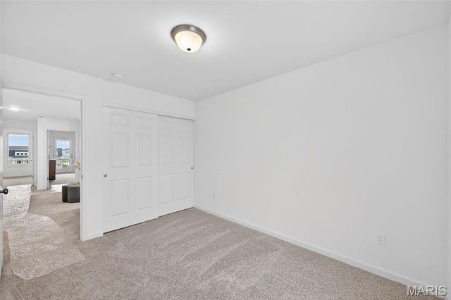 206 Marais Temps Clair Way, St Charles, MO 63301