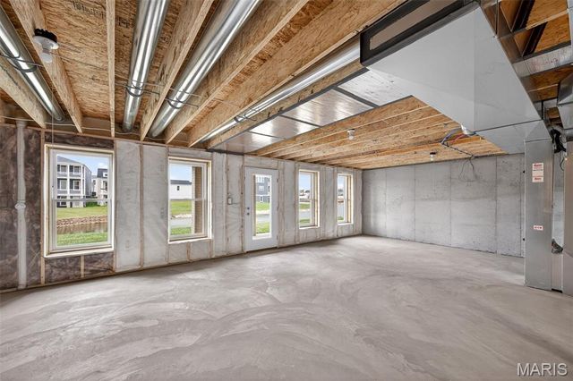 206 Marais Temps Clair Way, St Charles, MO 63301