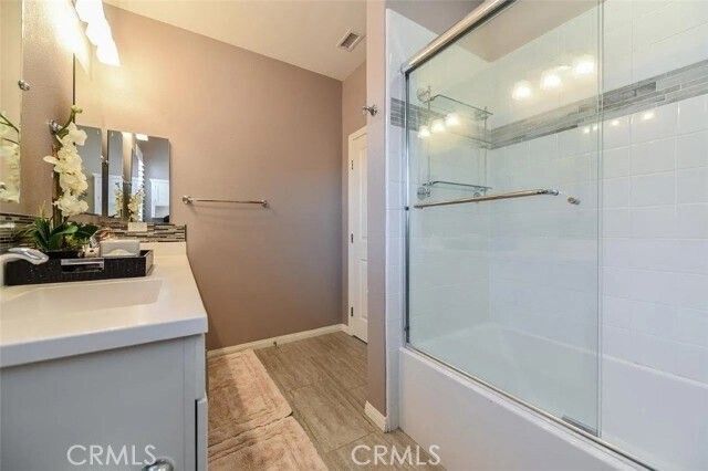 83 Waterleaf, Irvine, CA 92620