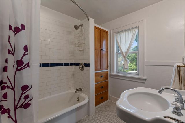 1117 Foster Street, South Bend, IN 46617