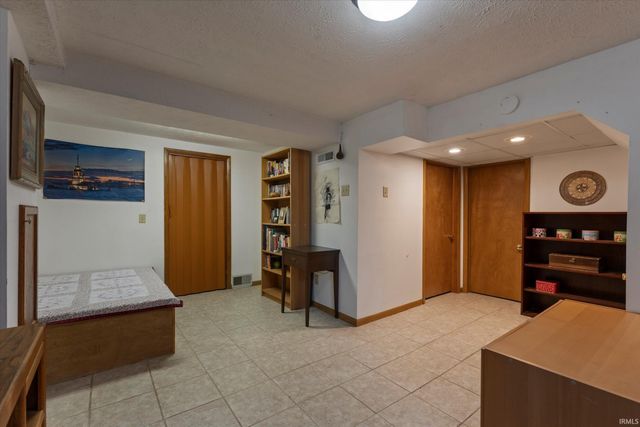 1117 Foster Street, South Bend, IN 46617
