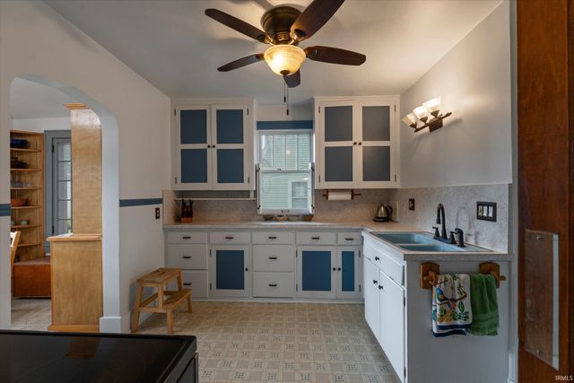 1117 Foster Street, South Bend, IN 46617