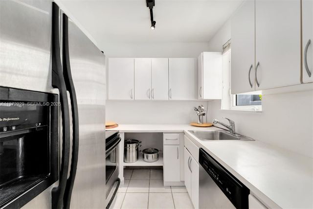 1018 Meridian Ave 8, Miami Beach, FL 33139