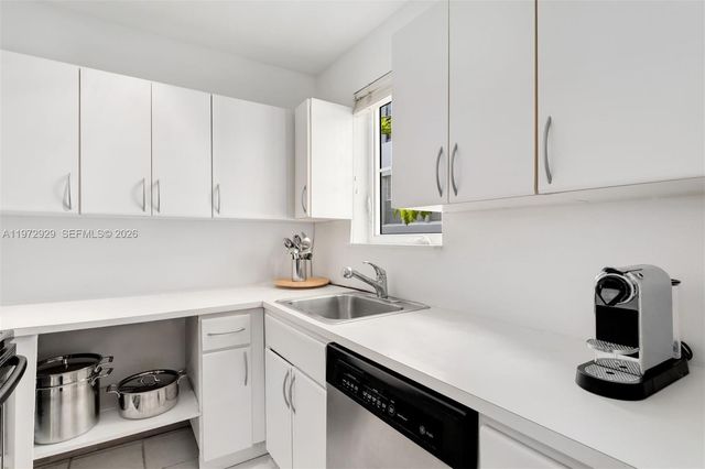 1018 Meridian Ave 8, Miami Beach, FL 33139