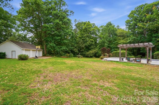 1919 Gables Drive, Monroe, NC 28112