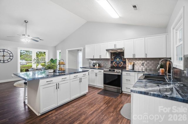 1919 Gables Drive, Monroe, NC 28112