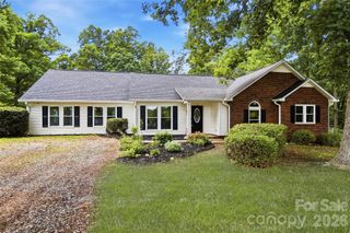 1919 Gables Drive, Monroe, NC 28112