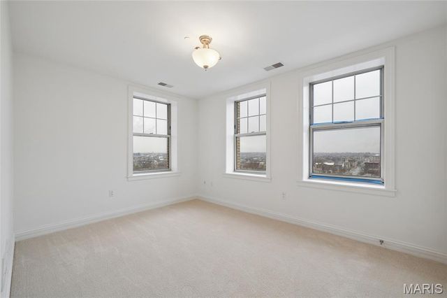 232 N Kingshighway Boulevard 1209, St Louis, MO 63108