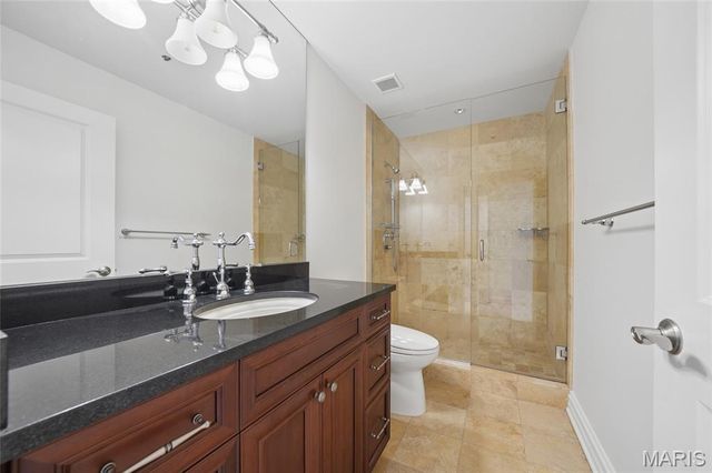 232 N Kingshighway Boulevard 1209, St Louis, MO 63108