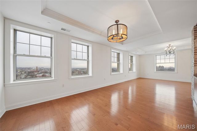 232 N Kingshighway Boulevard 1209, St Louis, MO 63108