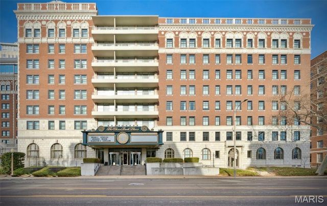 232 N Kingshighway Boulevard 1209, St Louis, MO 63108