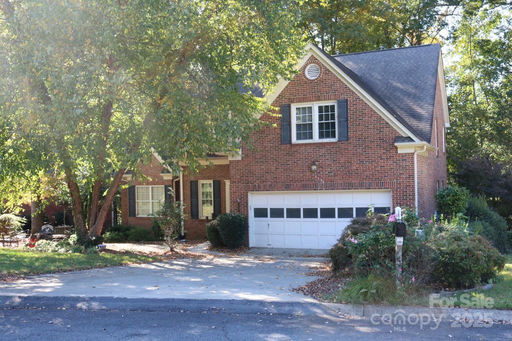 1981 Hamptonwood Road, Rock Hill, SC 29732