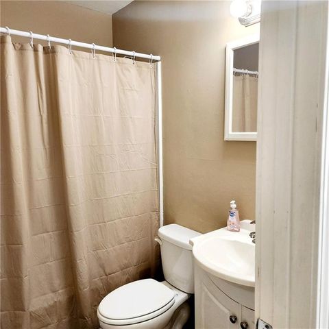 17604 Montgall Drive, Belton, MO 64012