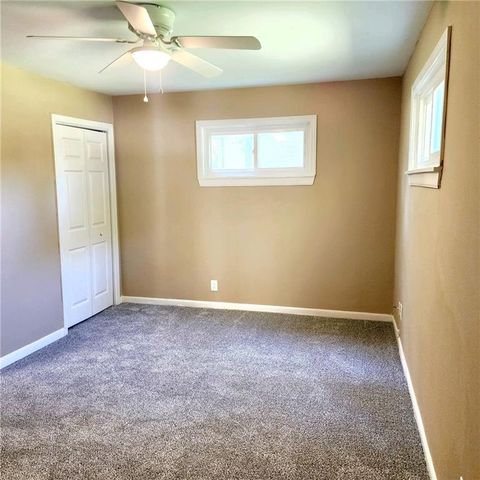 17604 Montgall Drive, Belton, MO 64012