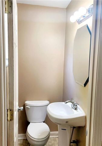 17604 Montgall Drive, Belton, MO 64012