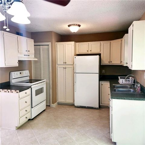 17604 Montgall Drive, Belton, MO 64012