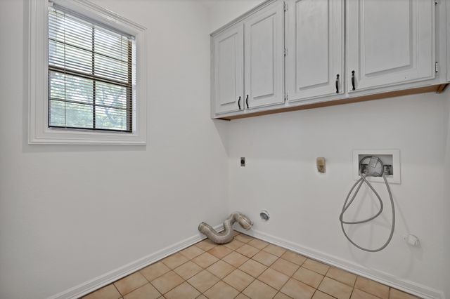 4219 Oak Springs Drive, Arlington, TX 76016